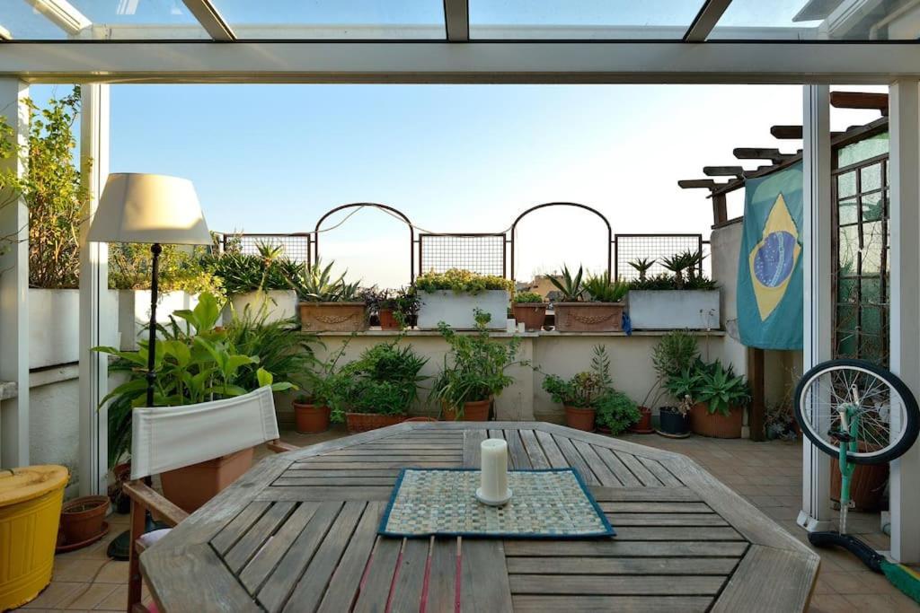 ローマSuper Sunny Penthouse With Terraceアパートメント エクステリア 写真